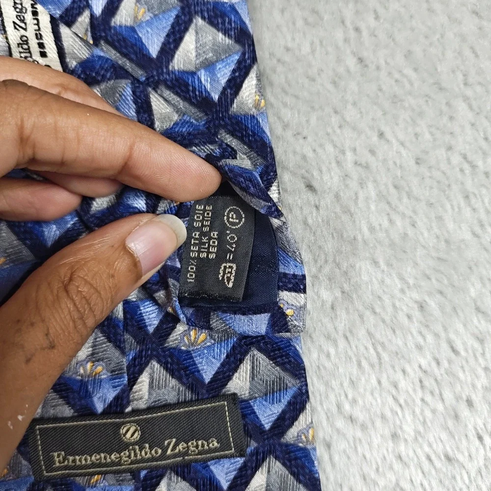 Vintage Ermenegildo Zegna Tie Mens 56X4 Blue Geometric Grid Silk Made In Italy